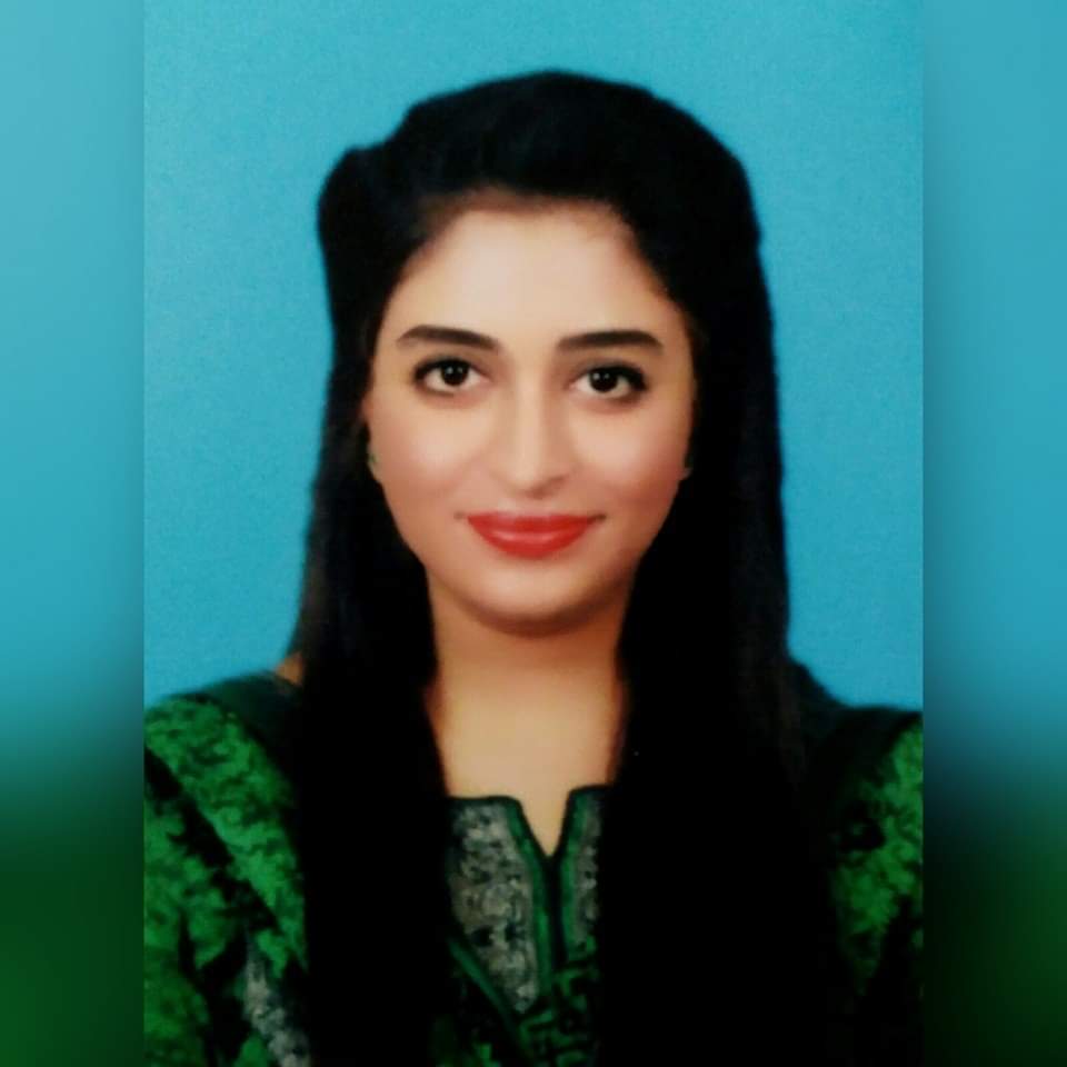 Lecturer Zahra Masood